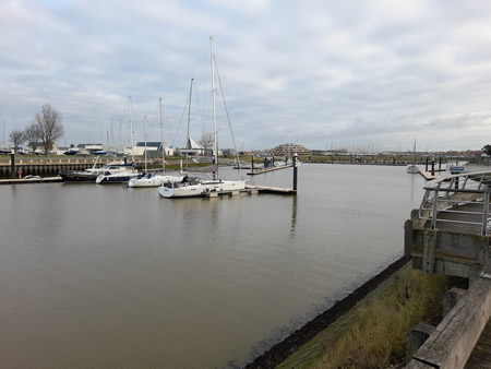 The three yachtharbour-clubs are ready for the yearly dredging works, fingers are successively removed to allow the  dredge; view of the KYCN 